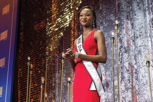 Deshauna Barber 161020 A HD608 159 30797231134 53ff4