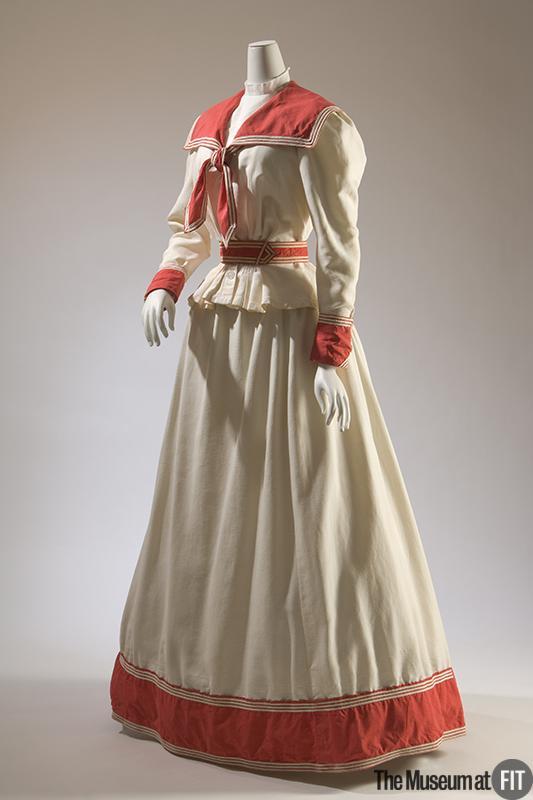 1895 cotton pique dress for the seaside via museum at fit 86897