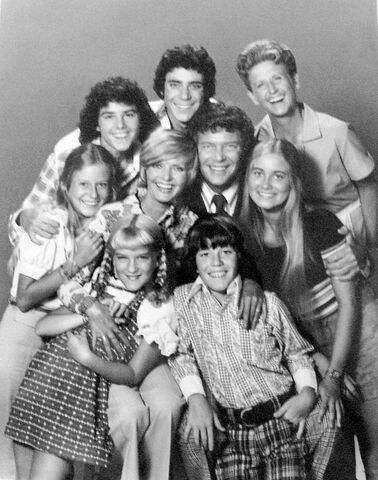 Brady Bunch full cast 1973 3bc58