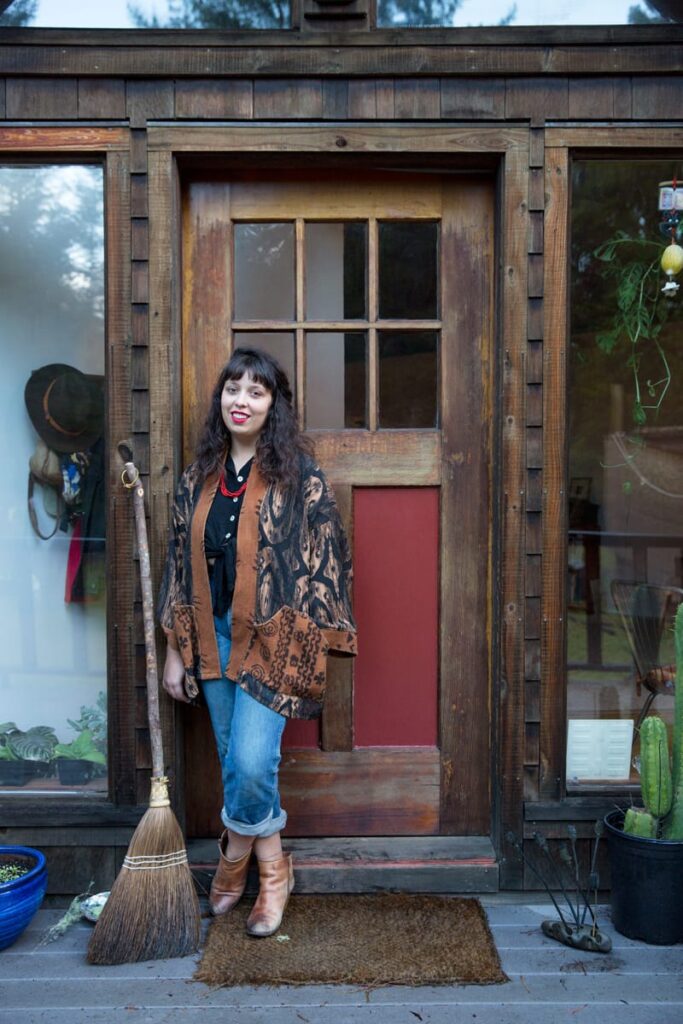 Sister Spinster 20151211 MG 8841 Edit